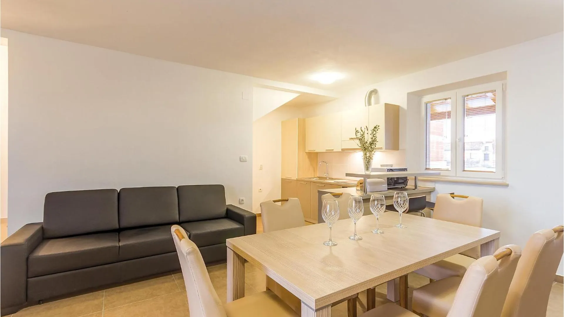Dom wakacyjny Cozy Home In Bratulici With Kitchen Hreljići Chorwacja
